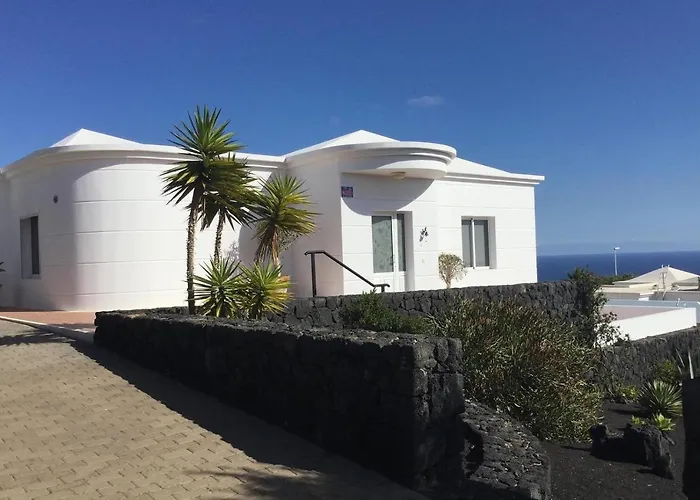 Casa Mcelroy * Tías