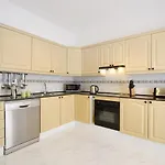 Casa Mcelroy * ティアス