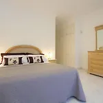 Casa Mcelroy ティアス
